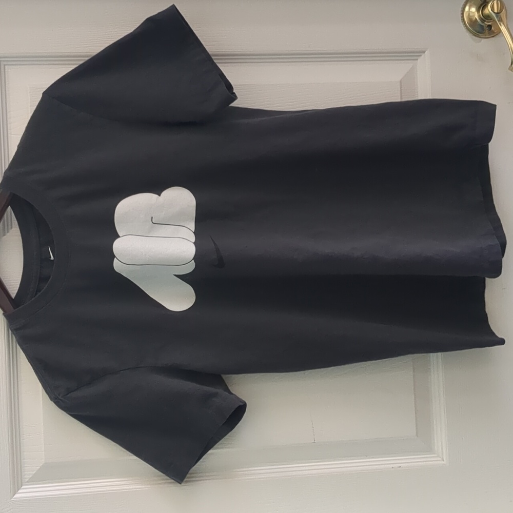 Nike air swoosh tshirt - Picture 2 of 3
